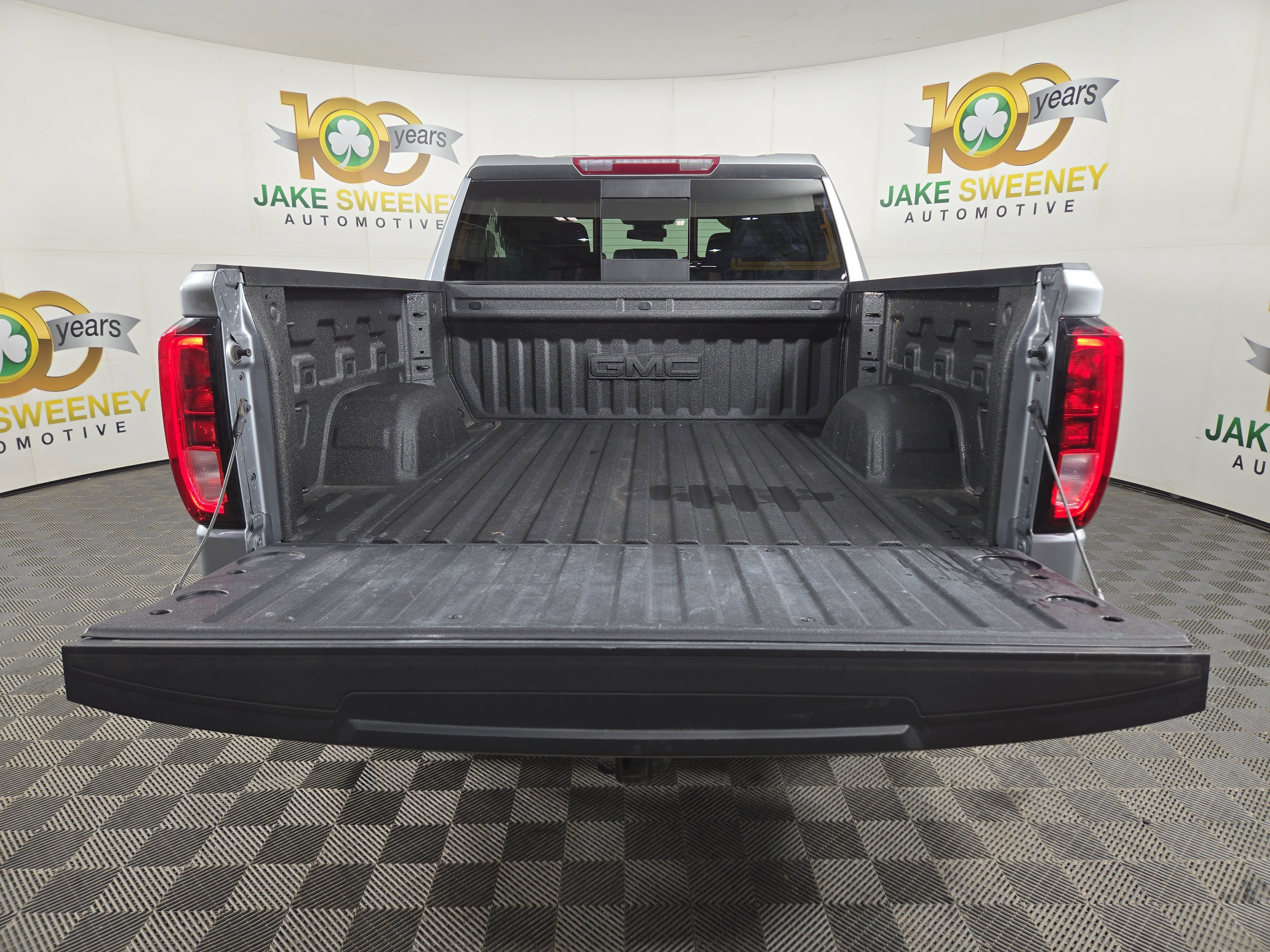 Certified 2024 GMC Sierra 1500 Elevation w/ Preferred Package image 34