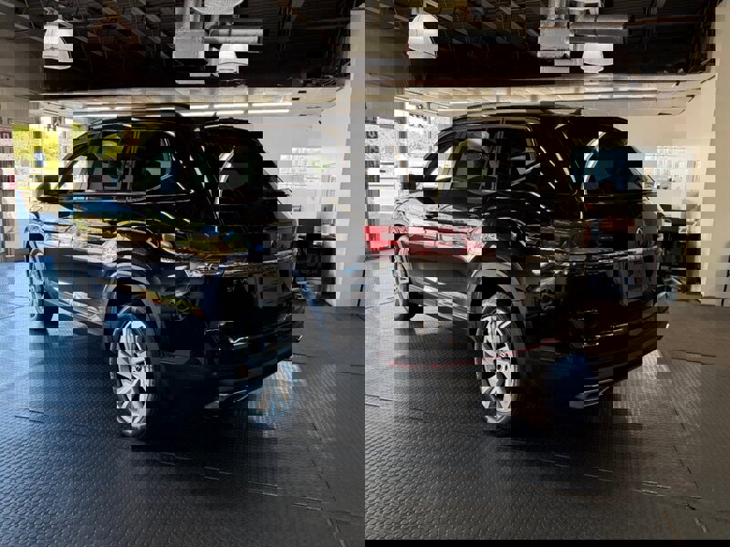 Used 2021 Volkswagen Atlas SE image 9