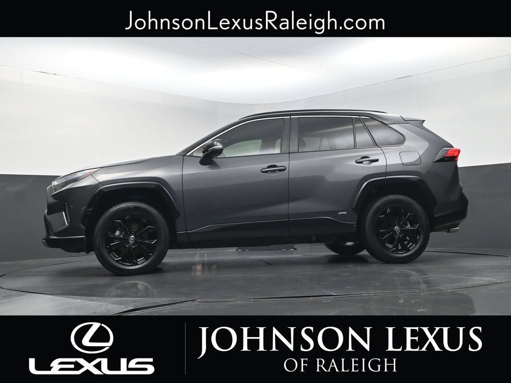 Used 2022 Toyota RAV4 XSE AWD/4WD image 21