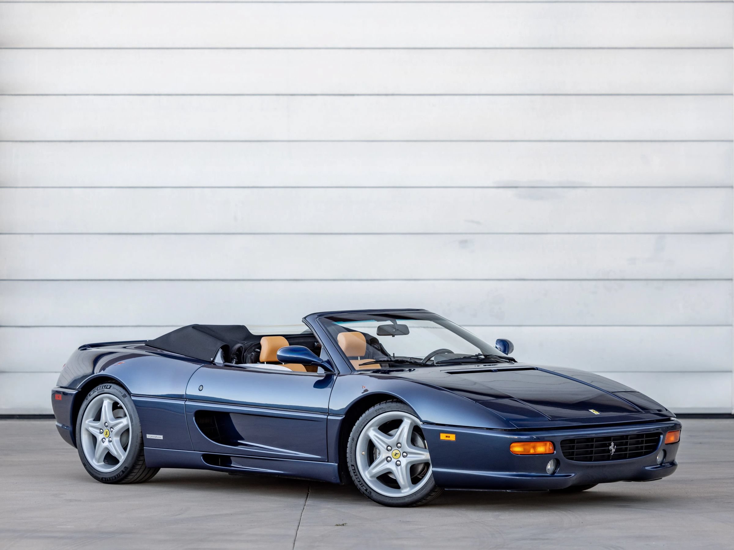Used 1995 Ferrari F355 Spider RWD image 1