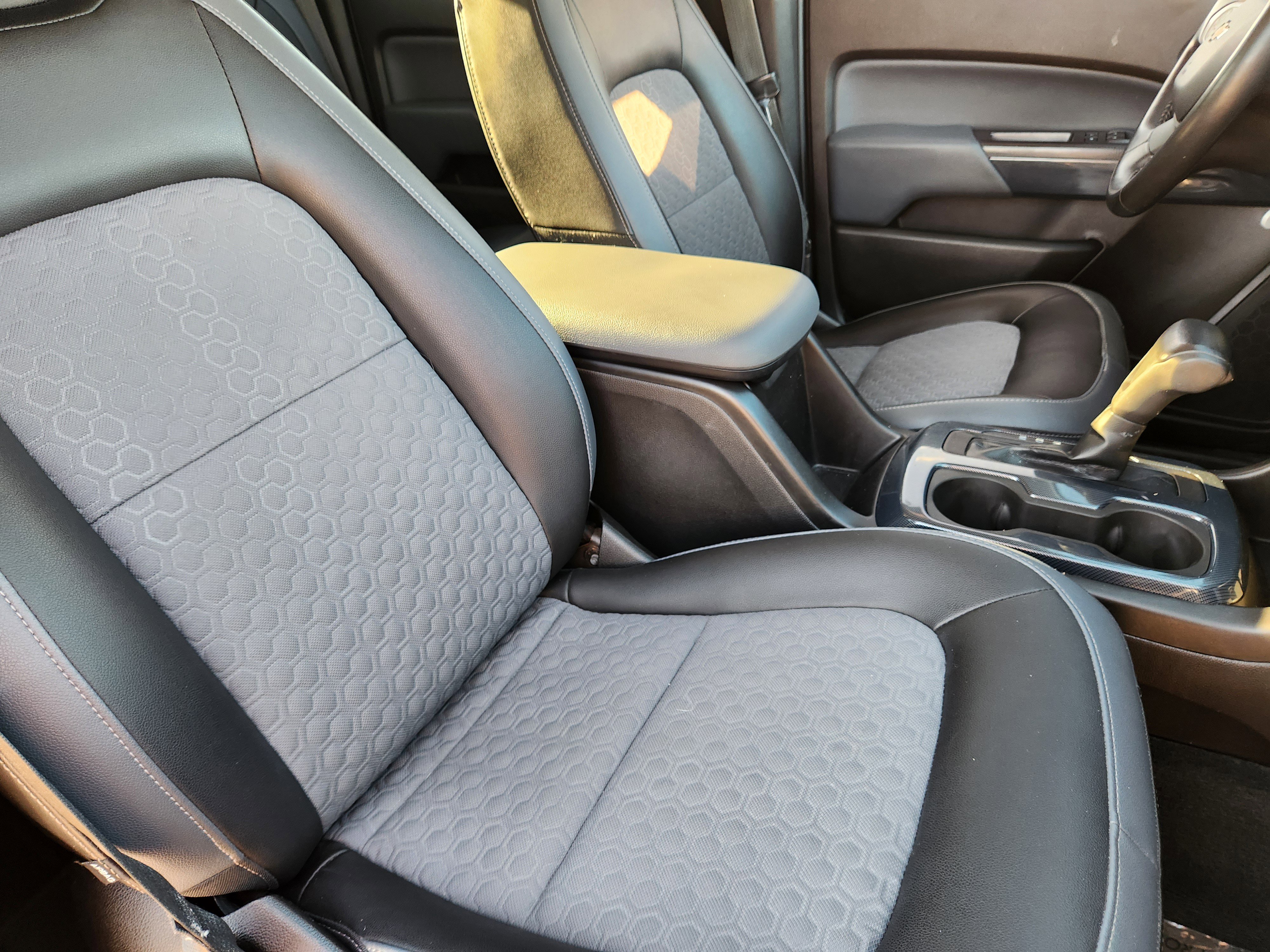 Used 2016 Chevrolet Colorado Z71 image 16