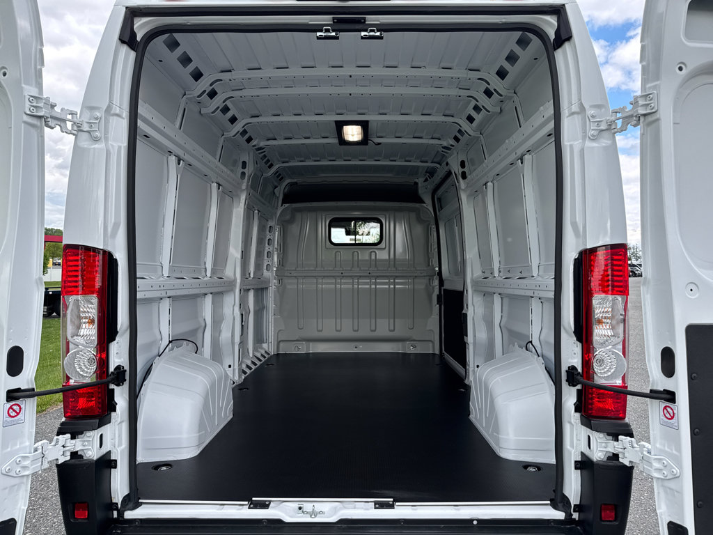 New 2026 RAM ProMaster 2500 w/ Advanced Safety Group FWD image 11