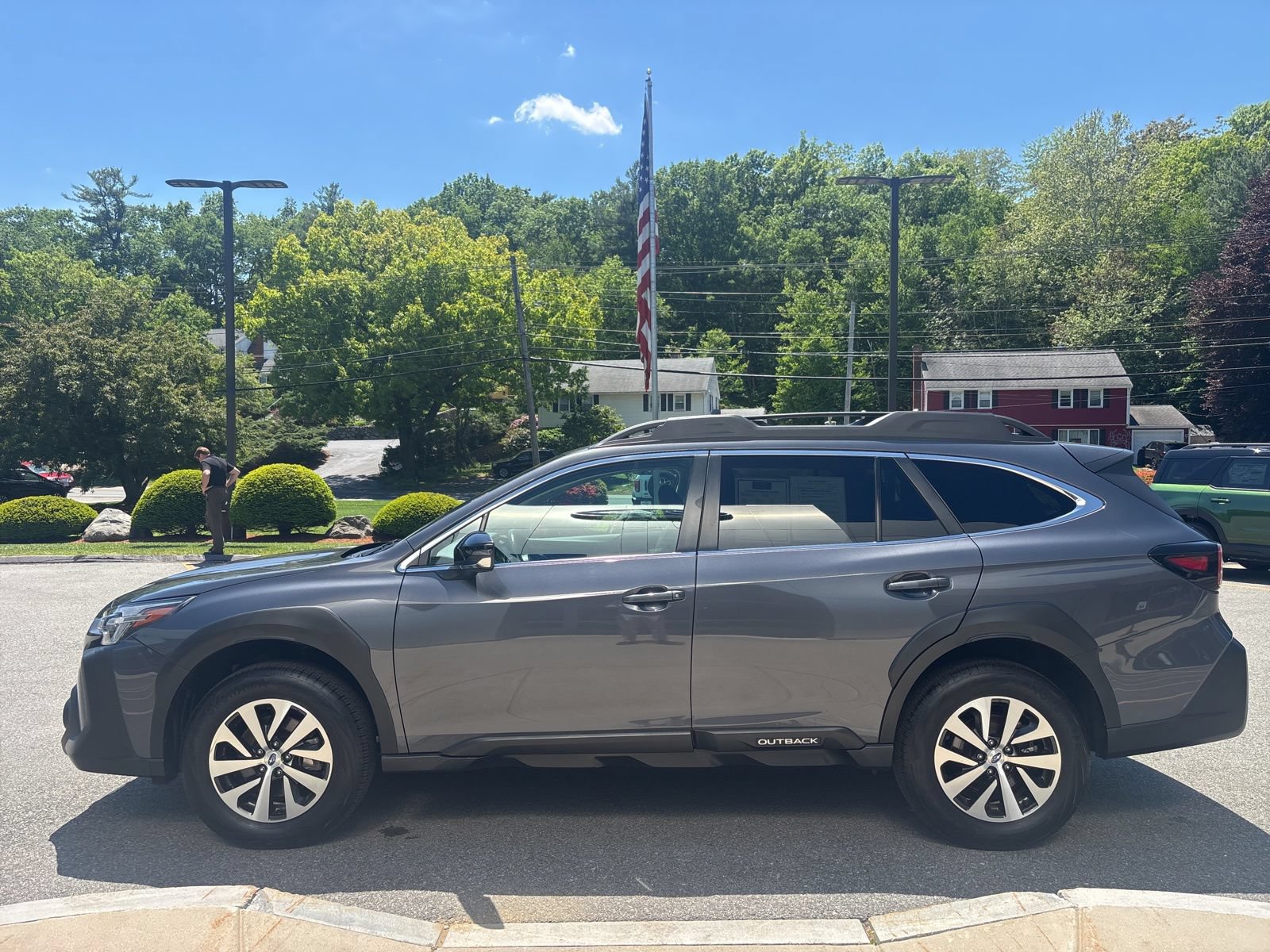 Used 2024 Subaru Outback Premium AWD/4WD image 6
