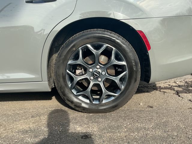 Used 2017 Chrysler 300 S w/ S Model Appearance Package AWD/4WD image 25