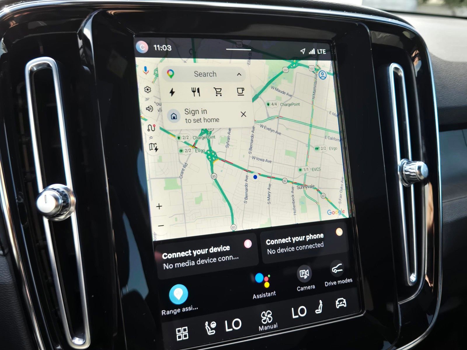 Certified 2023 Volvo C40 P8 Recharge Ultimate w/ Protection Package Premier image 16