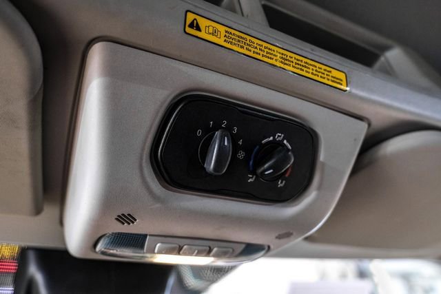 Used 2017 Ford Transit 350 XLT image 28