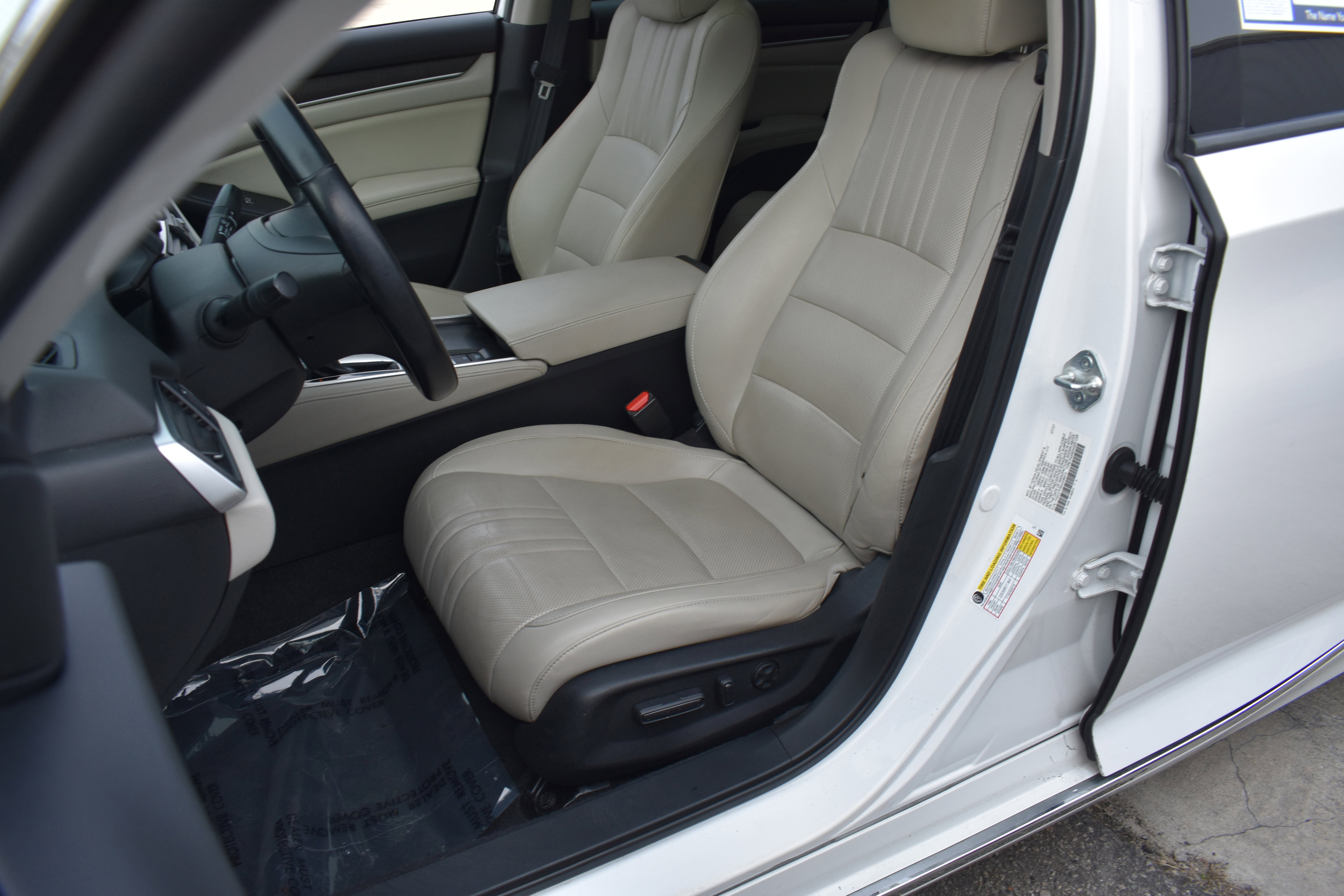 Certified 2021 Honda Accord EX-L image 27