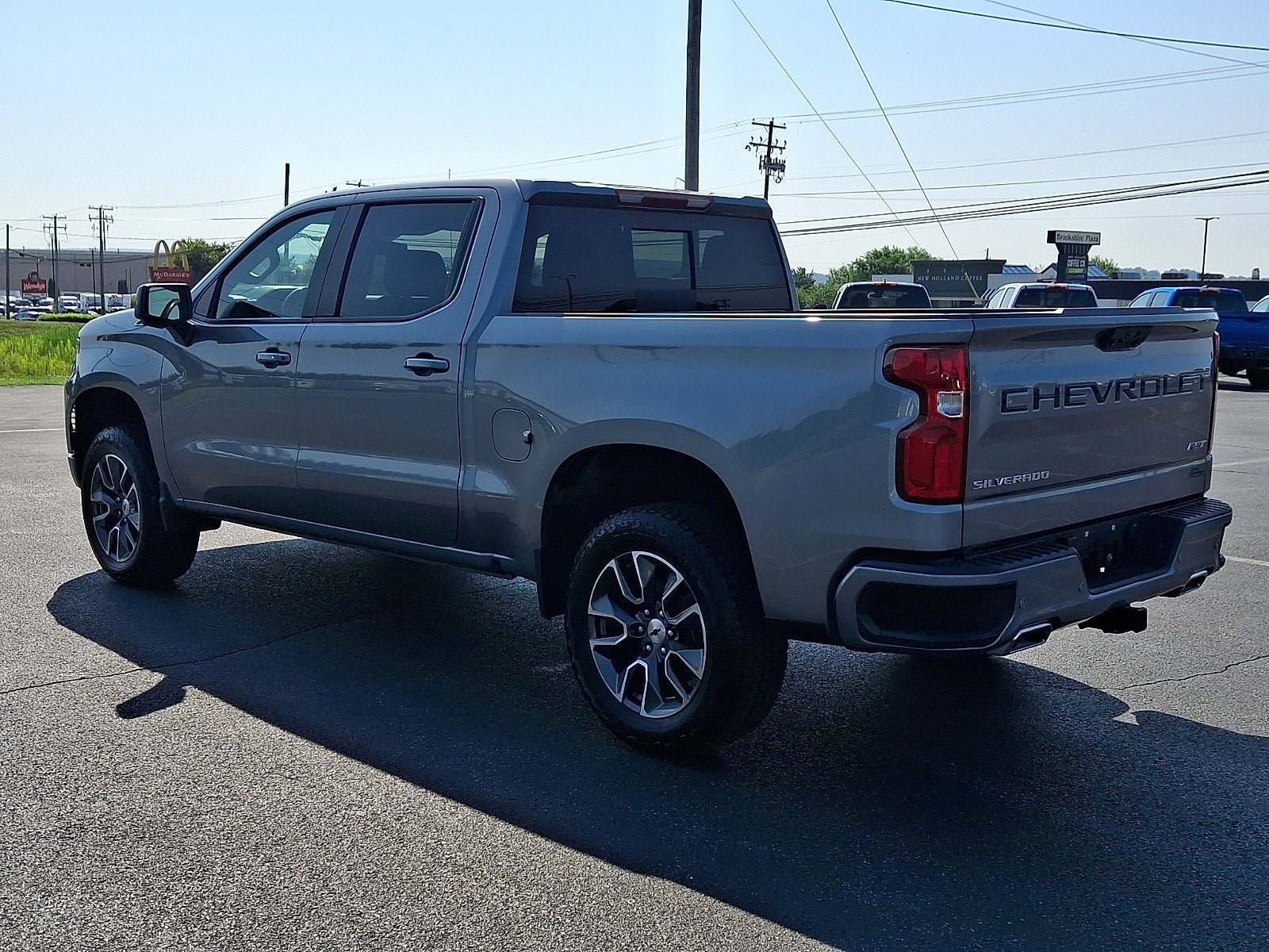 Used 2023 Chevrolet Silverado 1500 RST AWD/4WD image 4