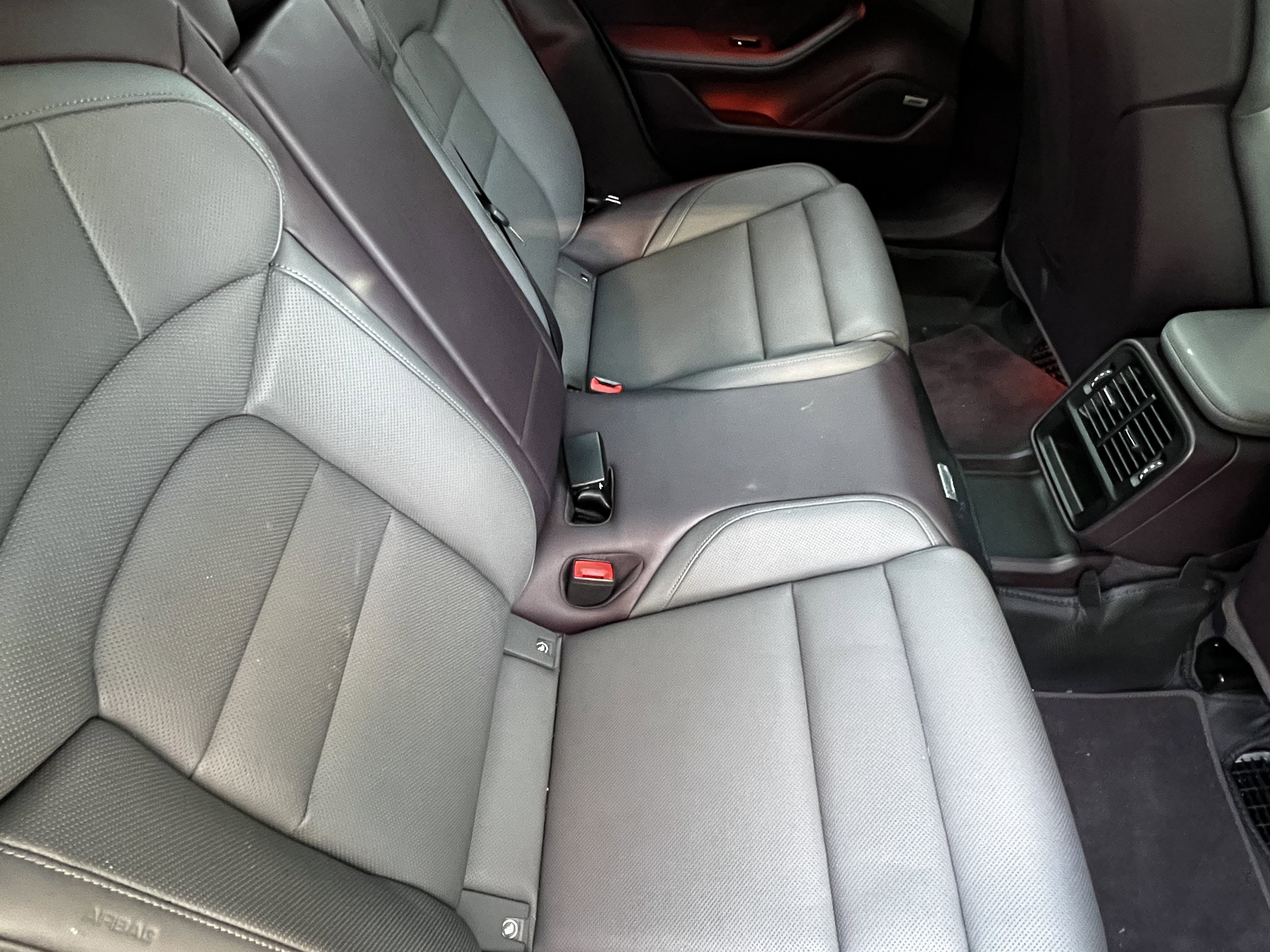 Used 2022 Porsche Taycan 4S image 41