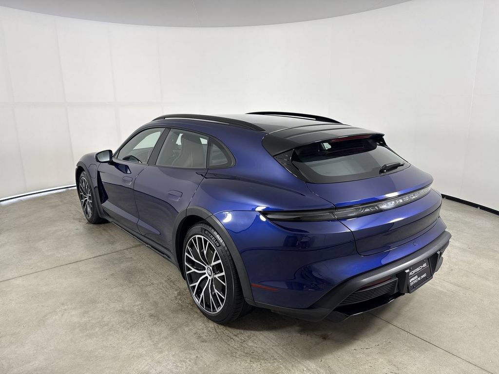 Certified 2023 Porsche Taycan 4 Cross Turismo AWD/4WD image 3