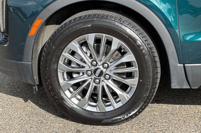Used 2024 Cadillac XT4 Premium Luxury image 45