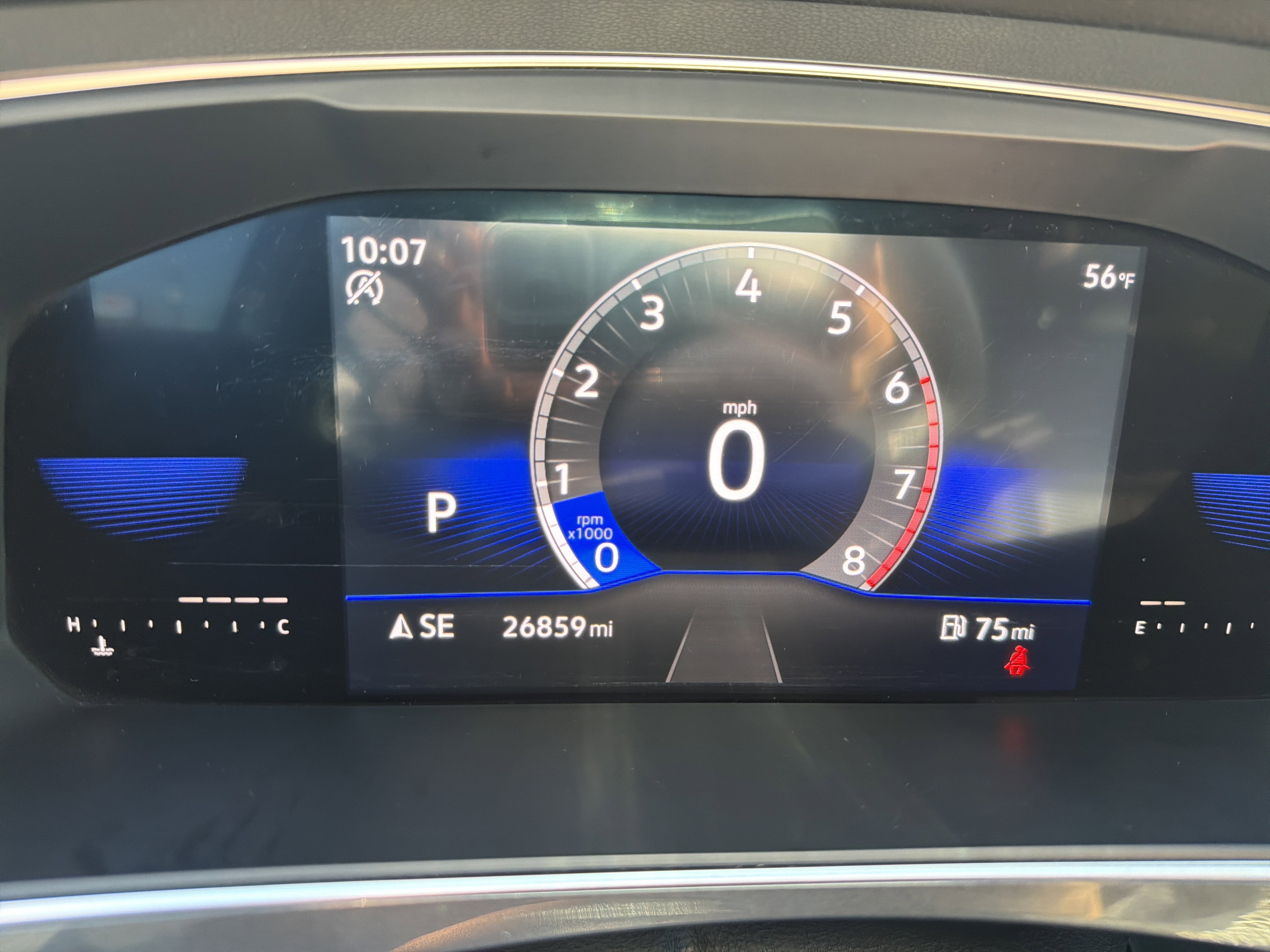 Used 2023 Volkswagen Tiguan SE R-Line image 21