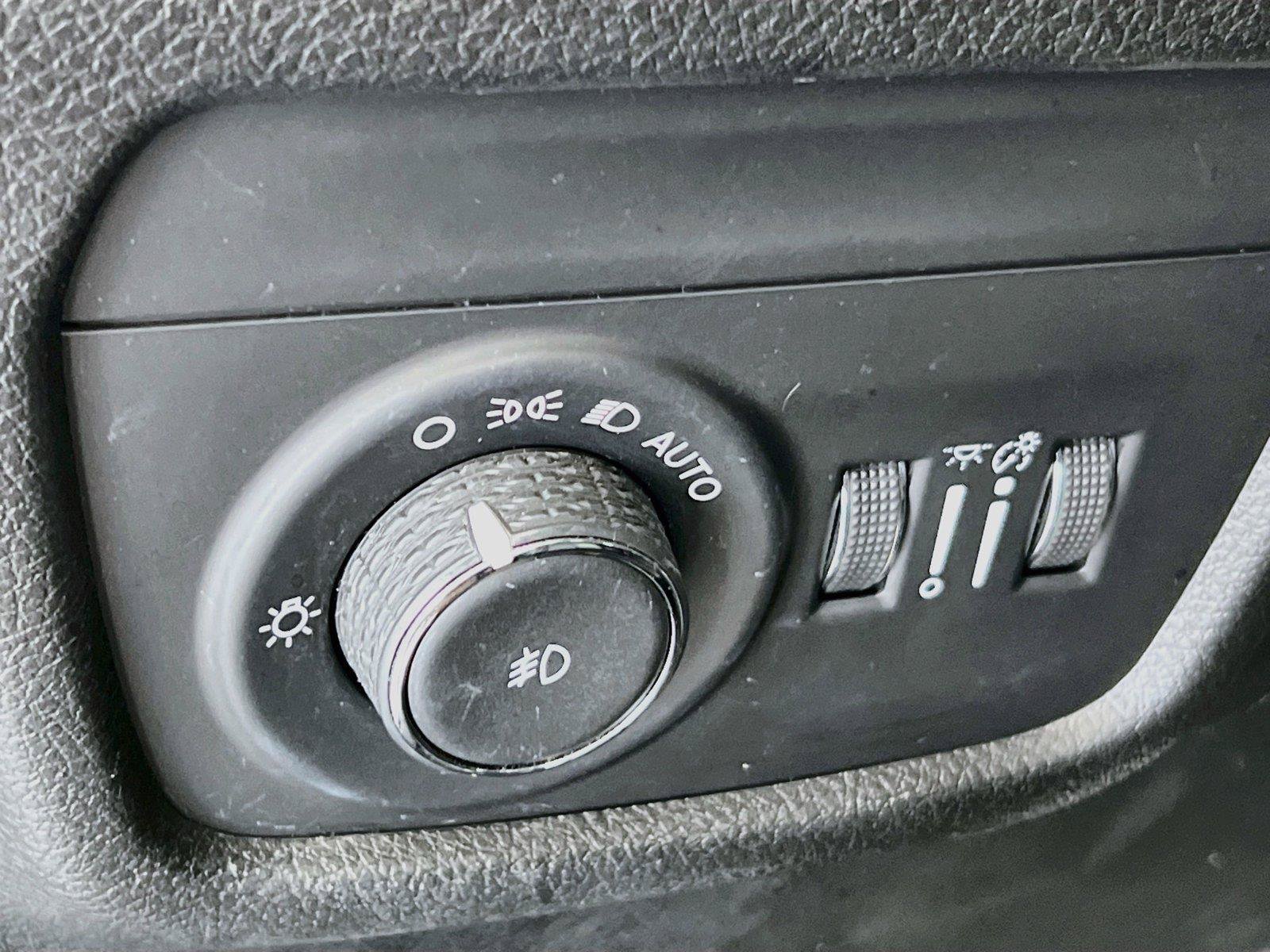 Used 2021 Jeep Grand Cherokee L Limited AWD/4WD image 14