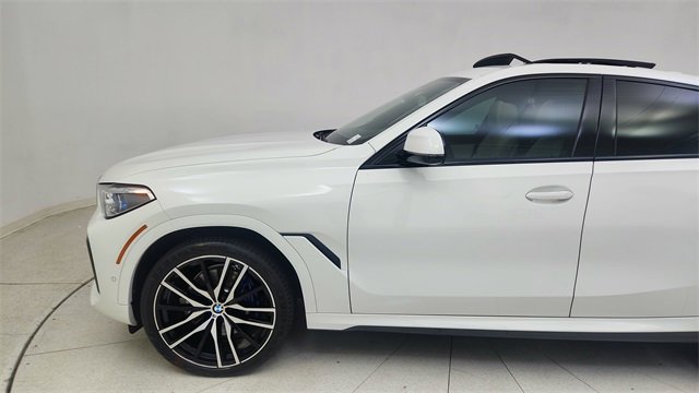 Used 2023 BMW X6 xDrive40i w/ Executive Package image 4