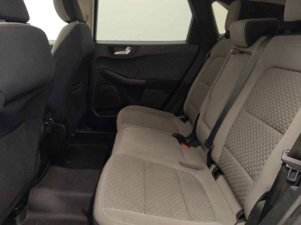 Used 2020 Ford Escape SE FWD image 18