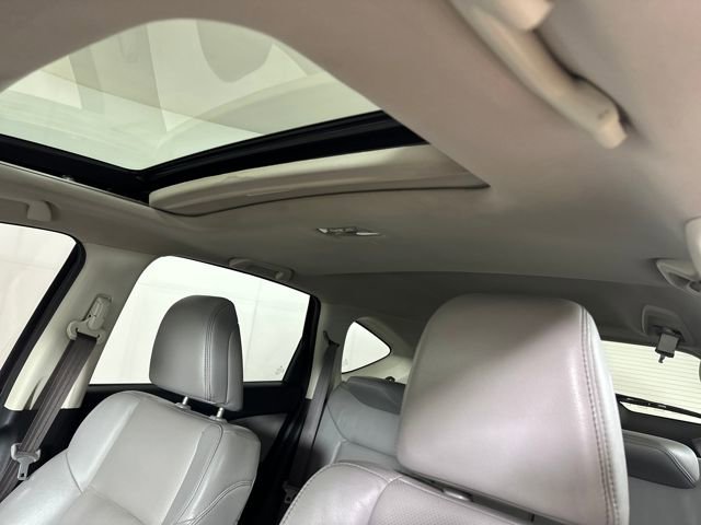 Used 2015 Honda CR-V Touring image 12