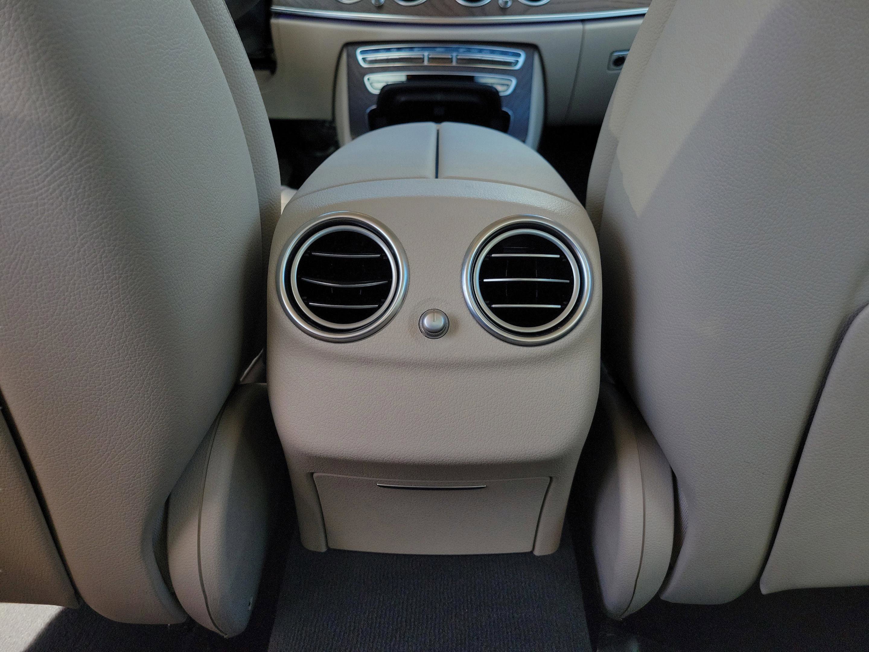 Certified 2022 Mercedes-Benz E 350 4MATIC Sedan image 10