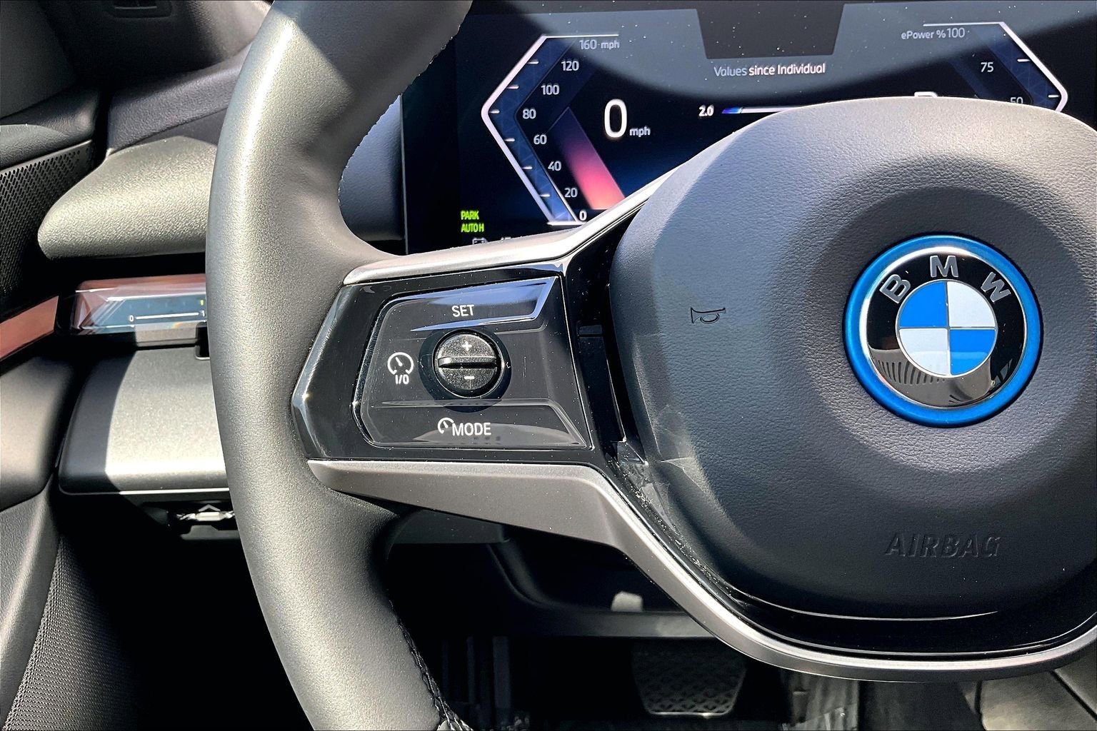 Used 2024 BMW i5 eDrive40i w/ M Sport Package image 17