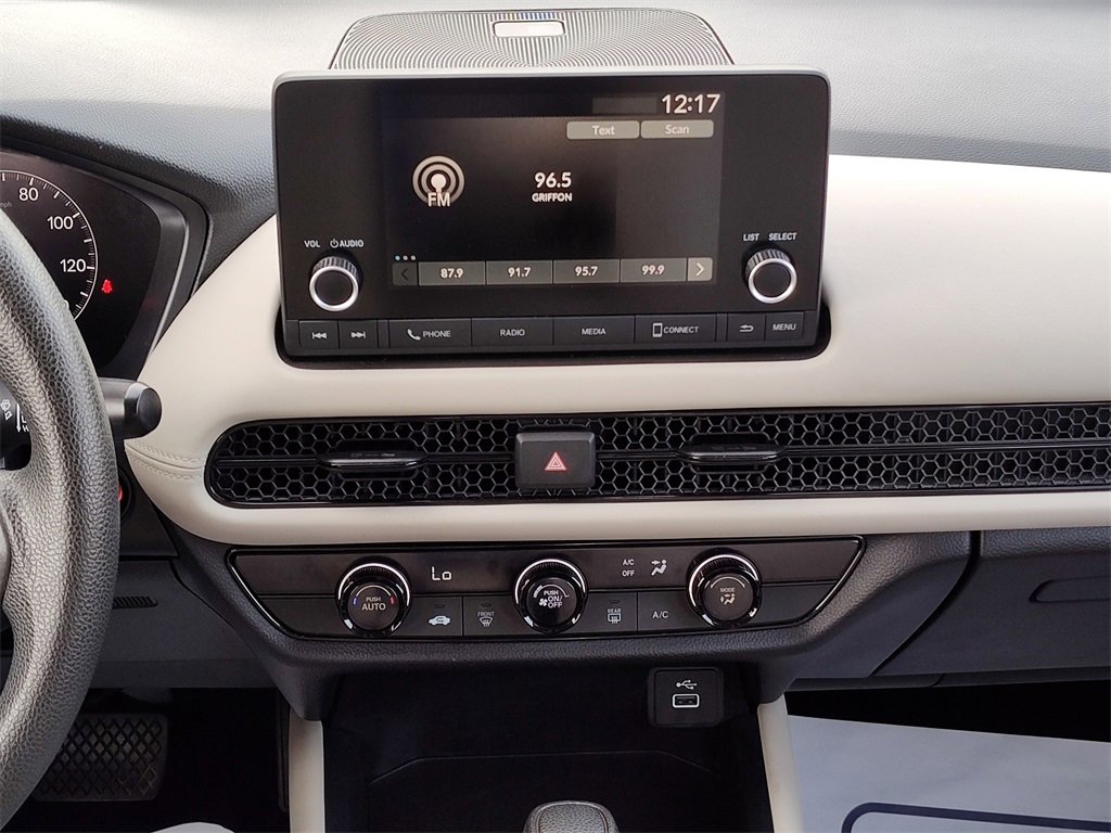 Used 2023 Honda HR-V LX image 27