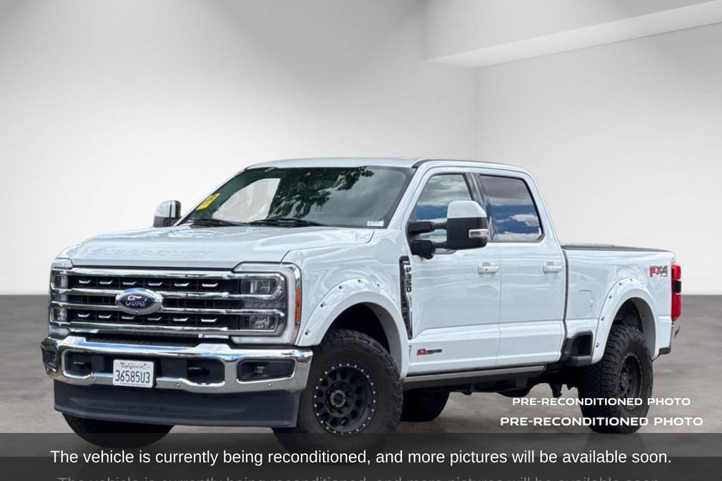 Used 2023 Ford F350 Lariat w/ Lariat Ultimate Package AWD/4WD image 2