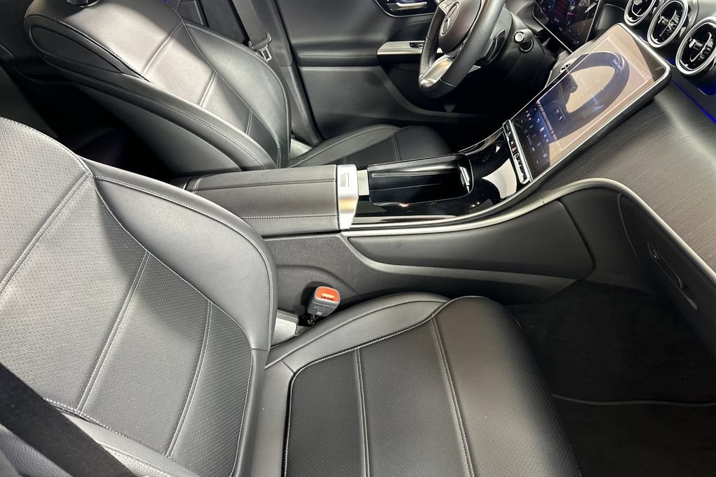 Certified 2024 Mercedes-Benz GLC 300 4MATIC image 21