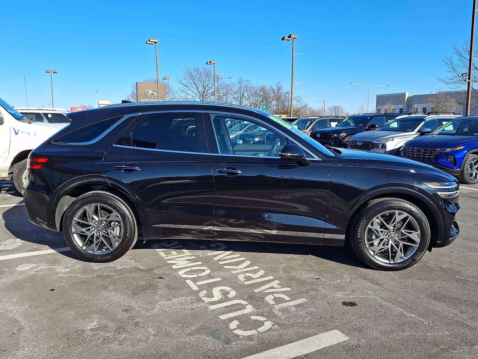 Used 2025 Genesis GV70 2.5T image 6