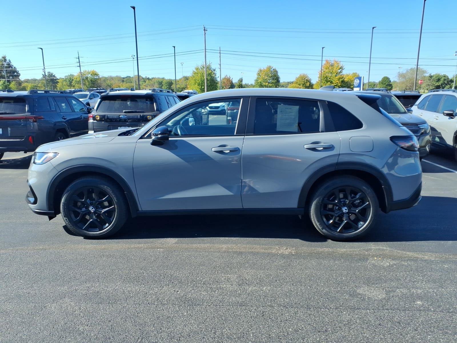 Used 2024 Honda HR-V Sport image 4