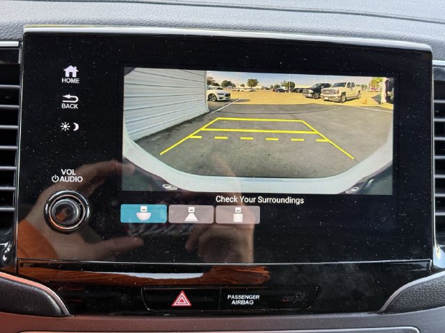 Used 2021 Honda Passport Sport image 17