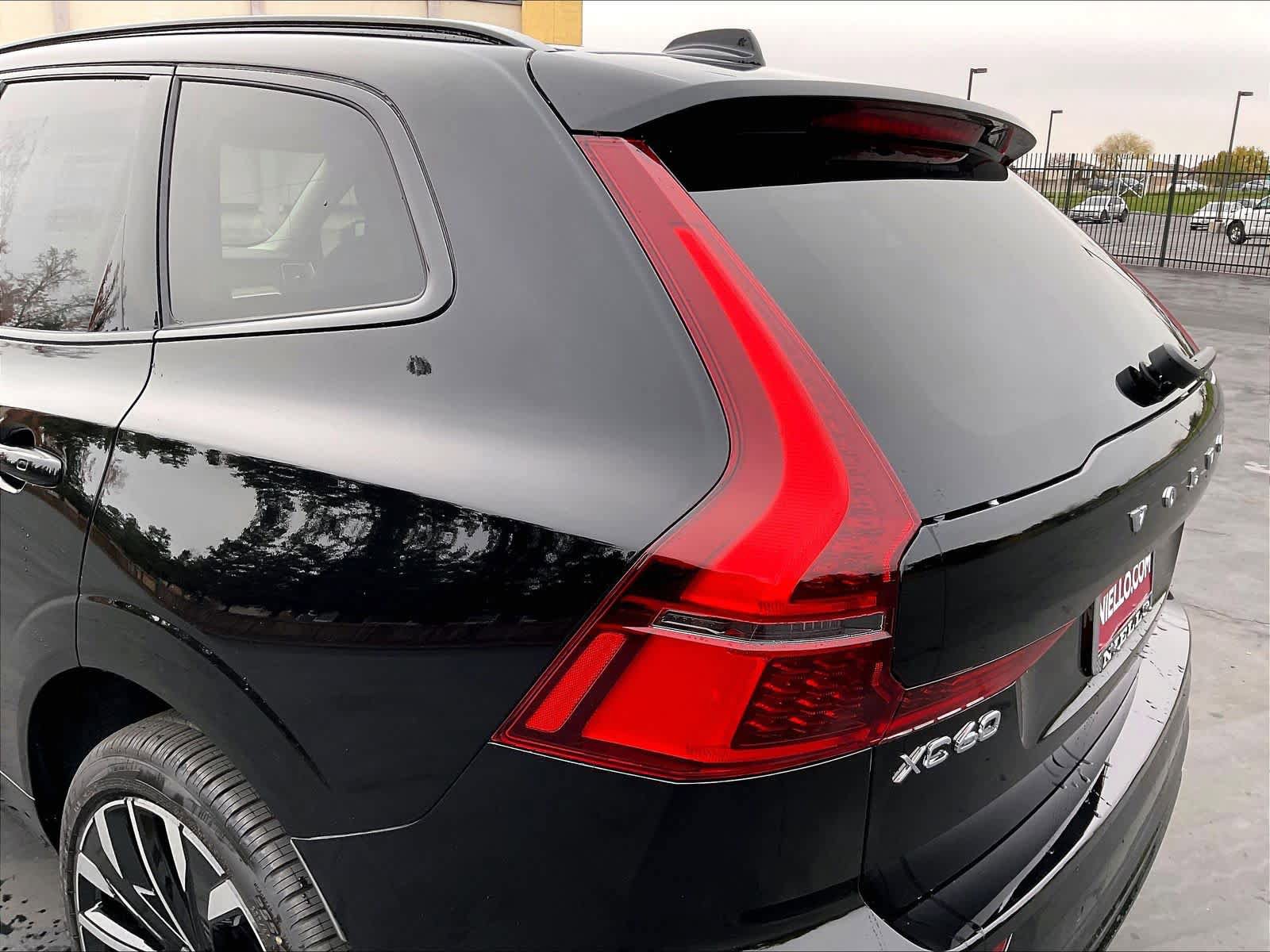 New 2026 Volvo XC60 B5 Ultra w/ Climate Package AWD/4WD image 25