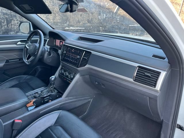 Used 2021 Volkswagen Atlas Cross Sport SEL Premium AWD/4WD image 23