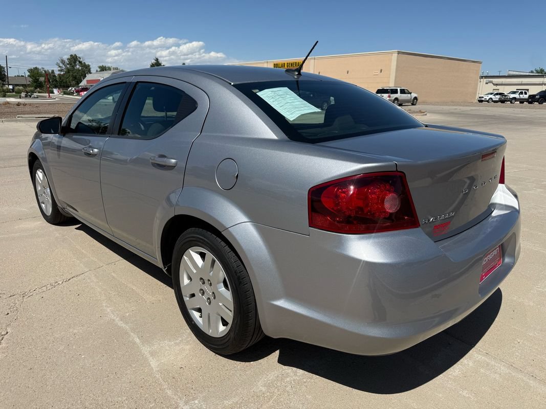 Used 2013 Dodge Avenger SE FWD image 4