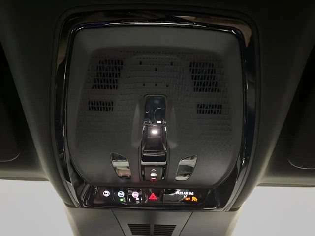 Used 2023 Cadillac Lyriq 2WD image 59