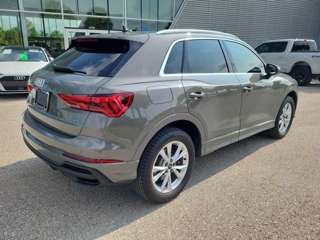 Used 2024 Audi Q3 2.0T Premium AWD/4WD image 7