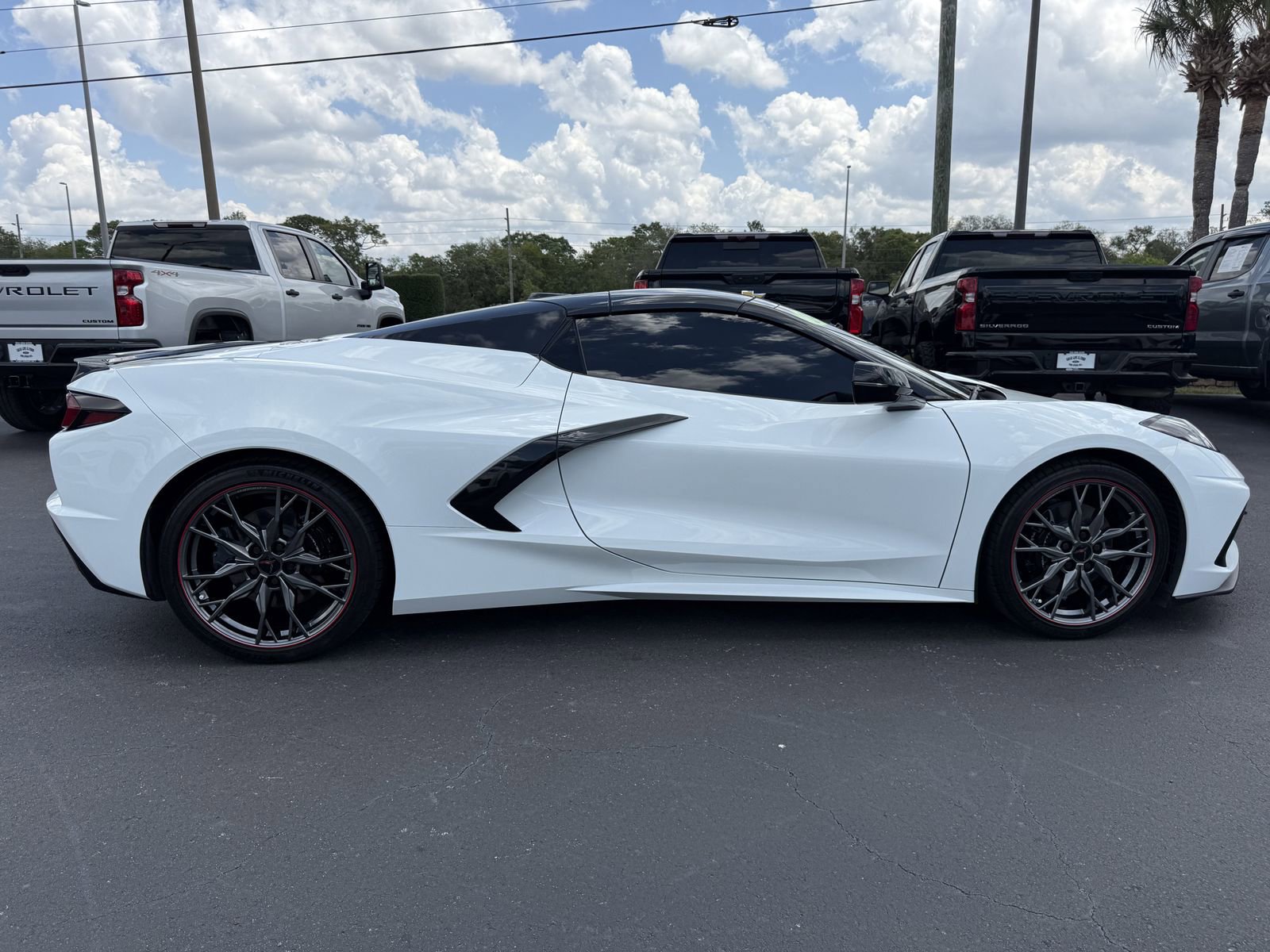 Used 2024 Chevrolet Corvette Stingray Preferred Conv RWD image 3