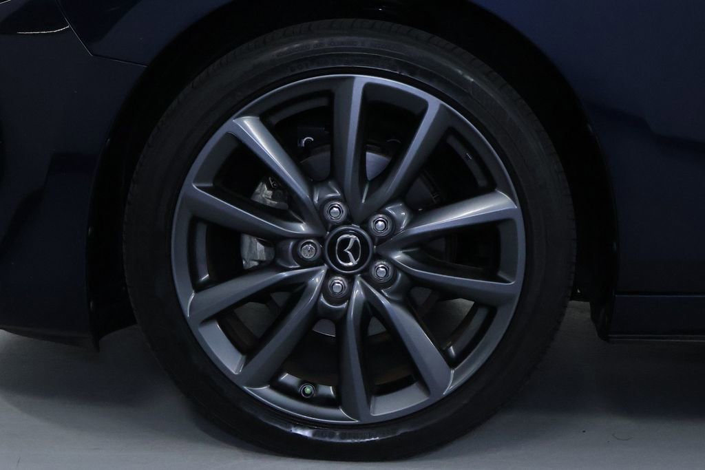 Used 2023 MAZDA MAZDA3 s image 32