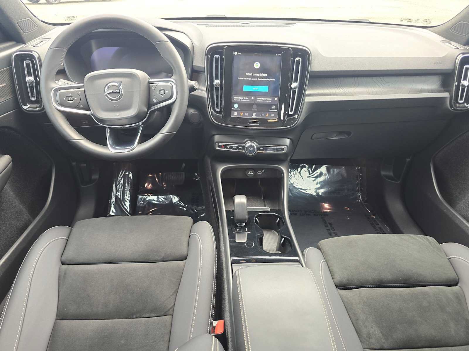 Used 2023 Volvo XC40 Recharge Ultimate AWD/4WD image 18