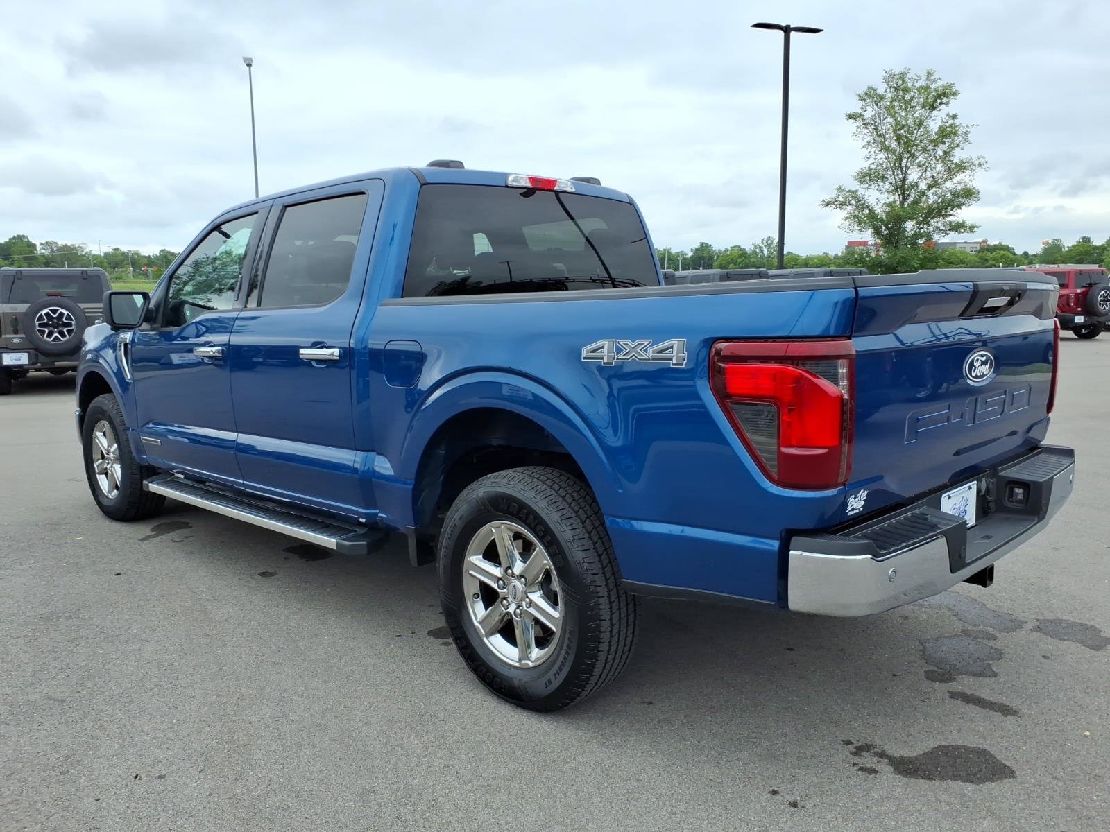 Certified 2024 Ford F150 XLT w/ Mobile Office Package AWD/4WD image 5