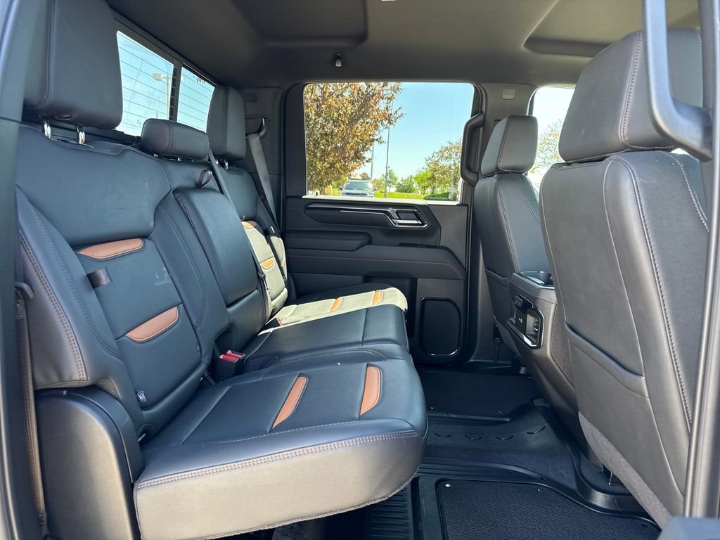 Used 2025 GMC Sierra 2500 AT4 AWD/4WD image 39