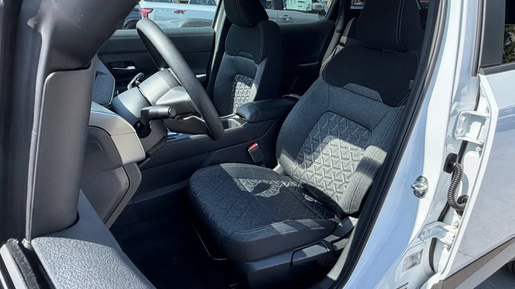 Used 2026 Nissan Kicks SV FWD image 26