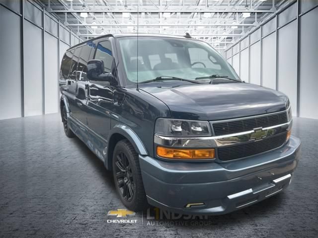 Used 2021 Chevrolet Express 2500 LS w/ Enhanced Convenience Package RWD image 5