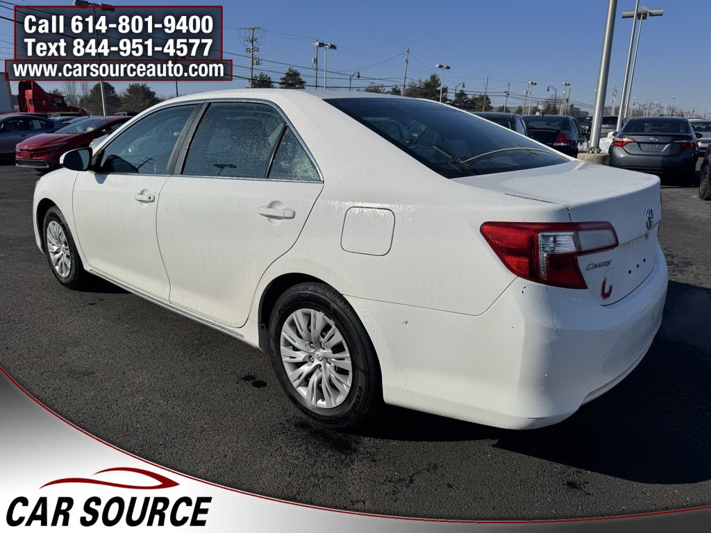 Used 2012 Toyota Camry LE image 4