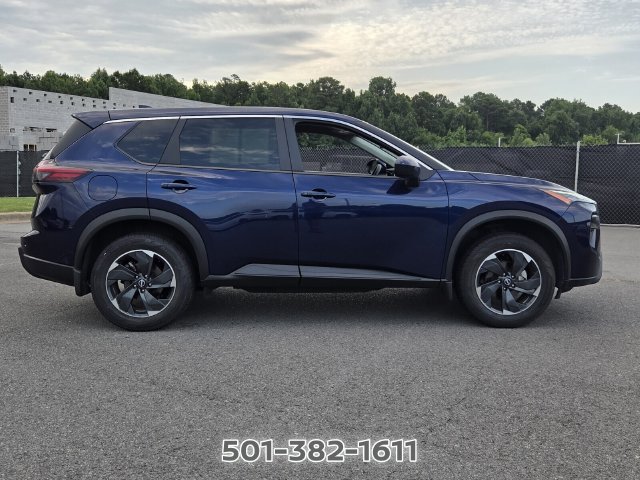 Used 2024 Nissan Rogue SV FWD image 6