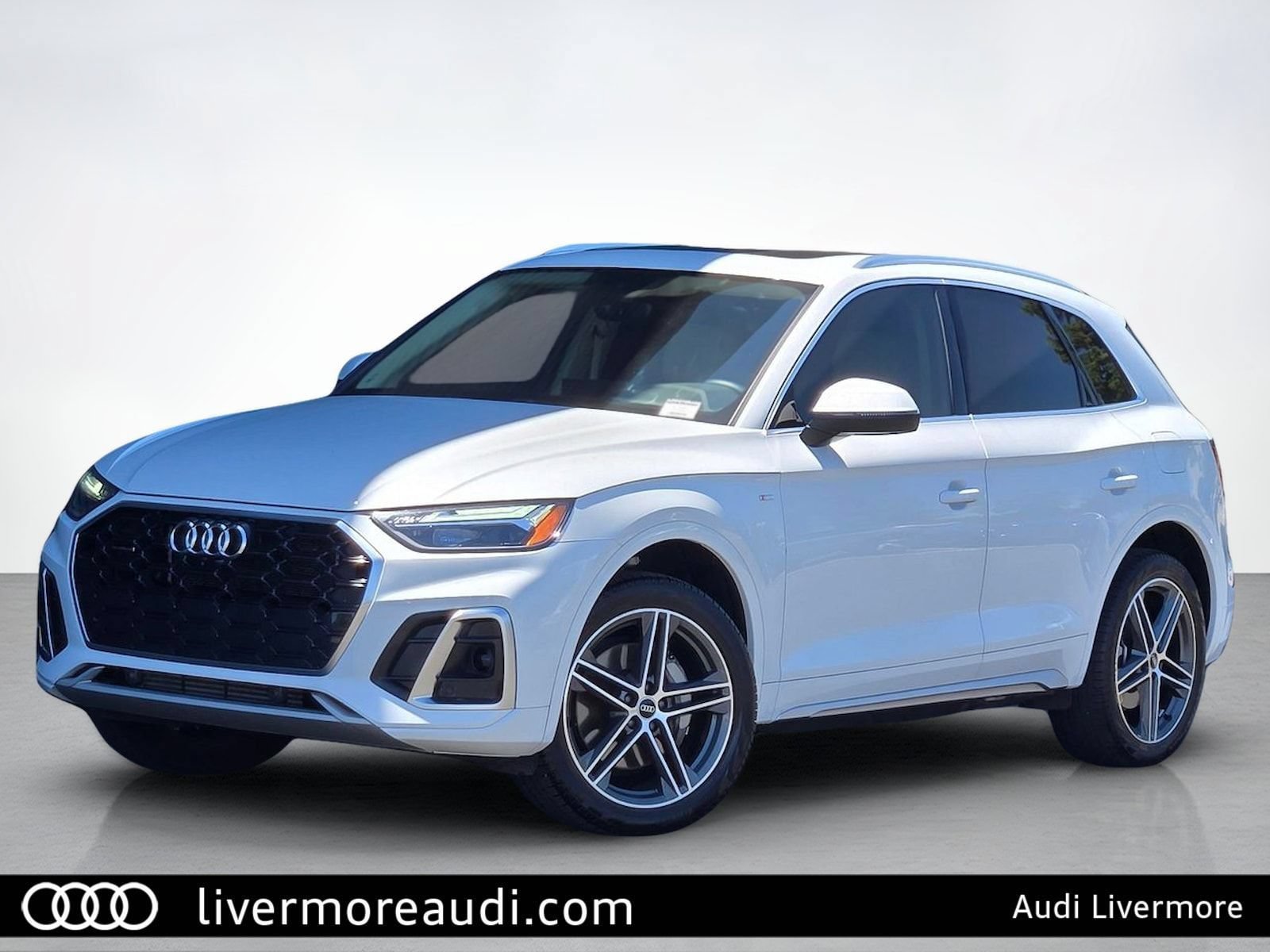 Used 2023 Audi Q5 e Premium Plus w/ Premium Plus Package