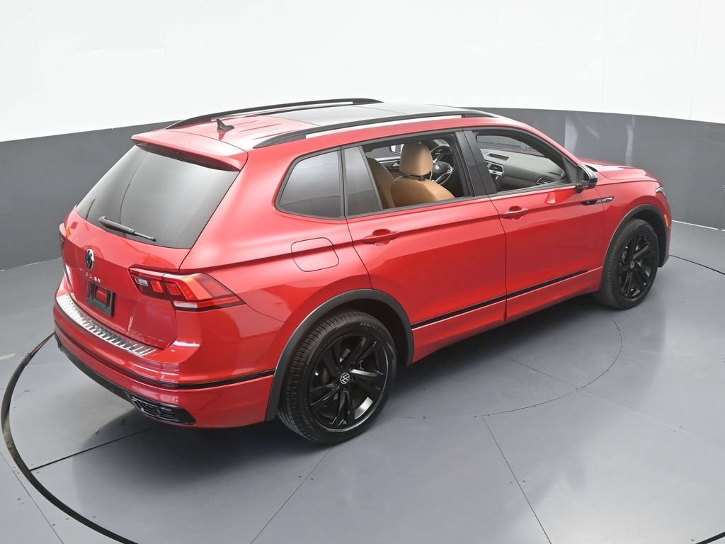 Used 2024 Volkswagen Tiguan SE R-Line FWD image 56