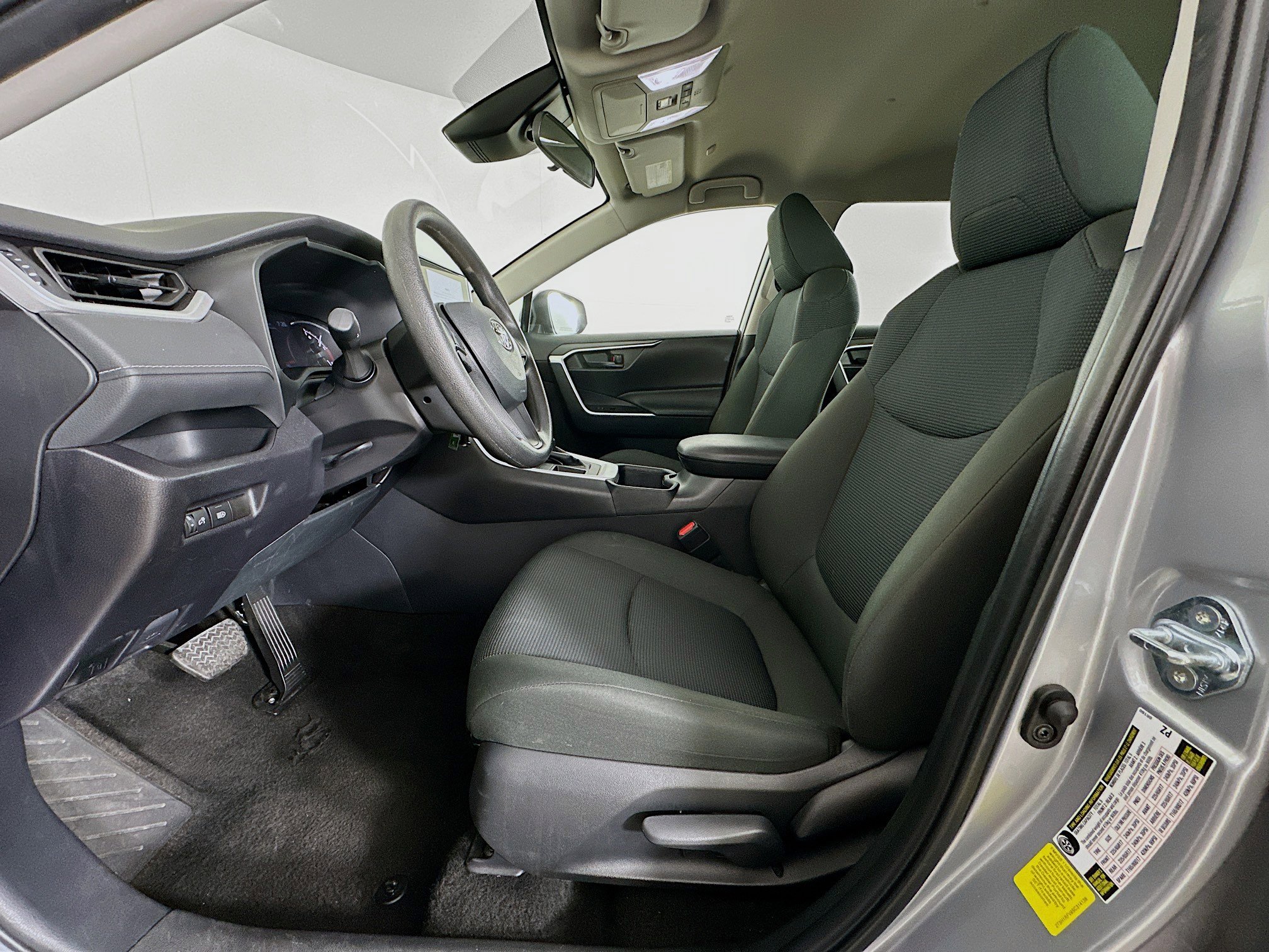 Used 2025 Toyota RAV4 LE image 13