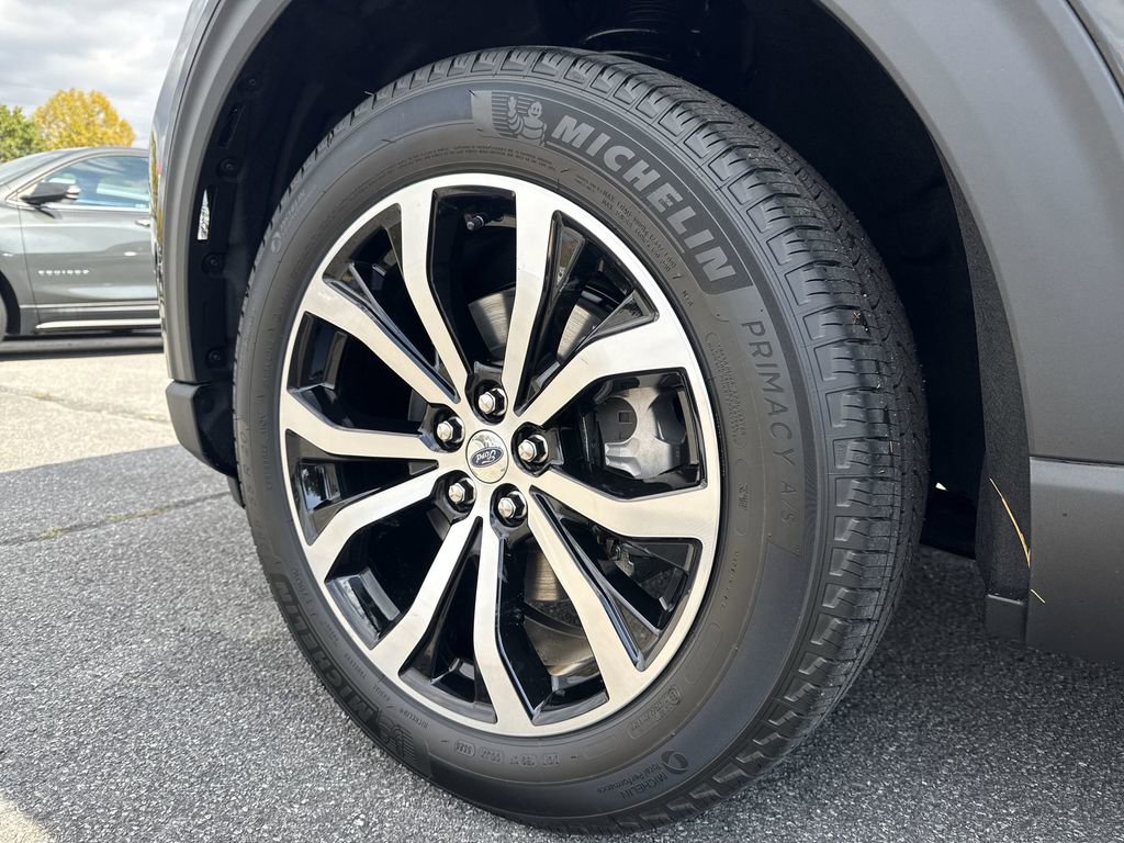 New 2026 Ford Explorer ST-Line AWD/4WD image 8