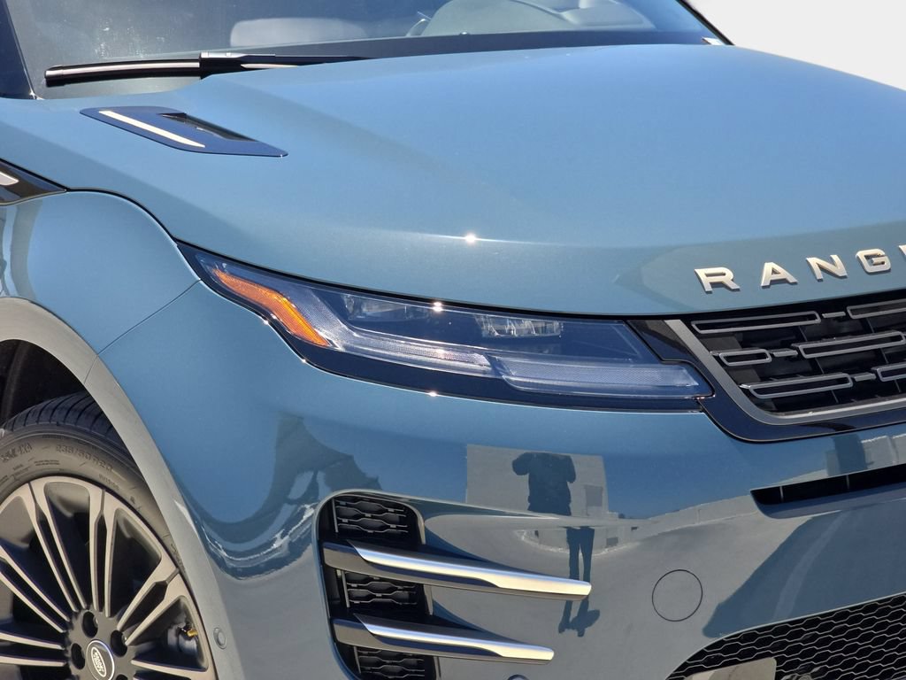 New 2026 Land Rover Range Rover Evoque Hoxton AWD/4WD image 32