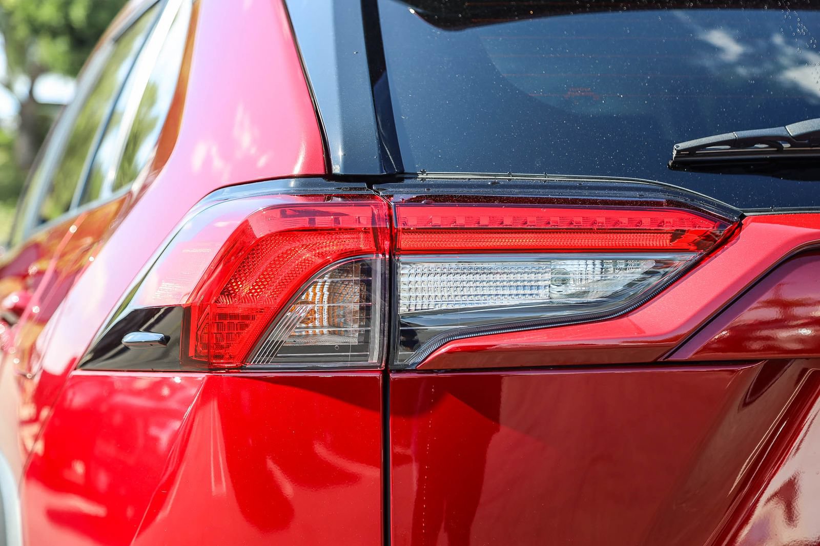 Certified 2022 Toyota RAV4 XLE Premium AWD/4WD image 7