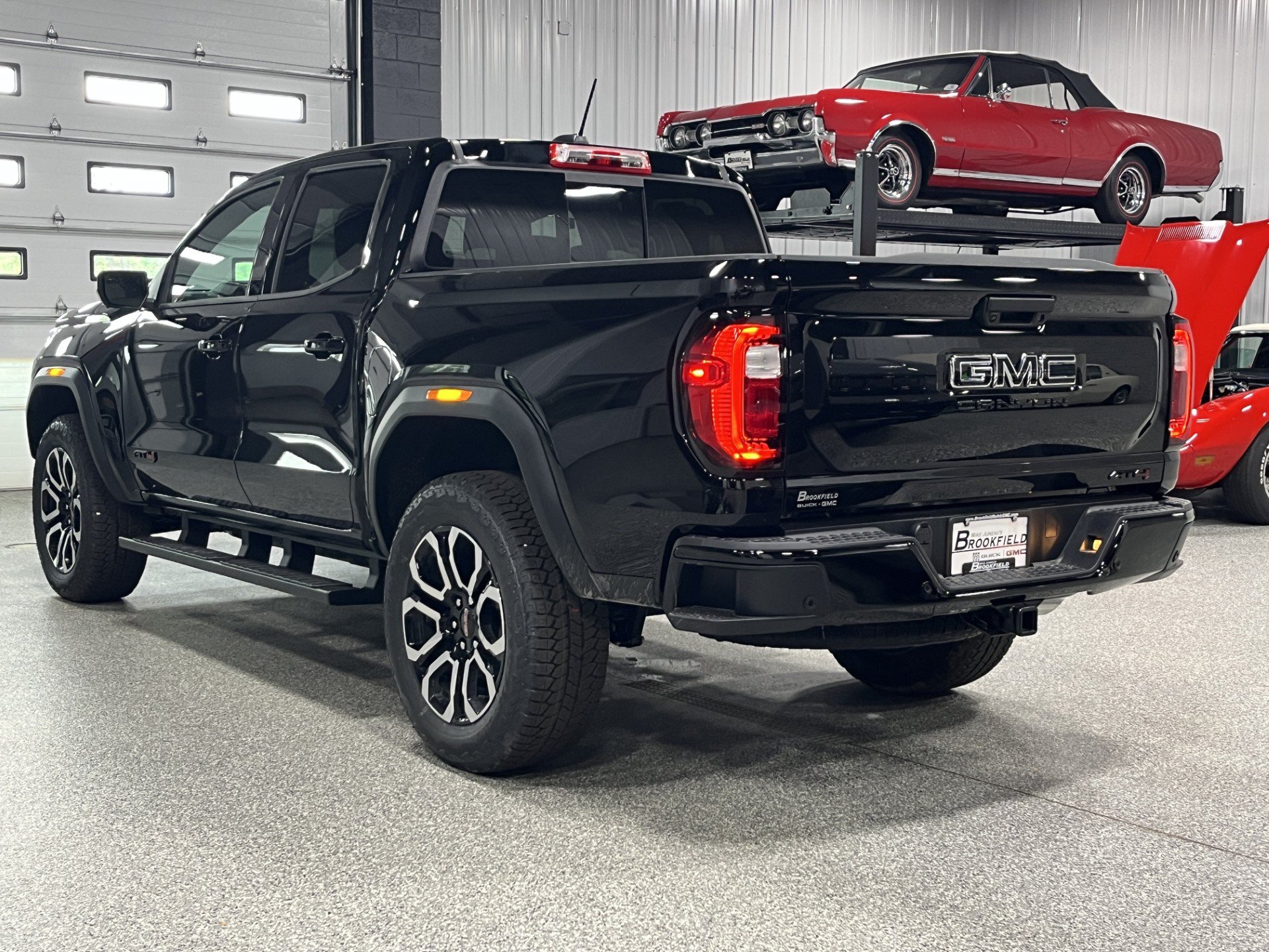 New 2026 GMC Canyon AT4 w/ Technology Plus Package AWD/4WD image 3