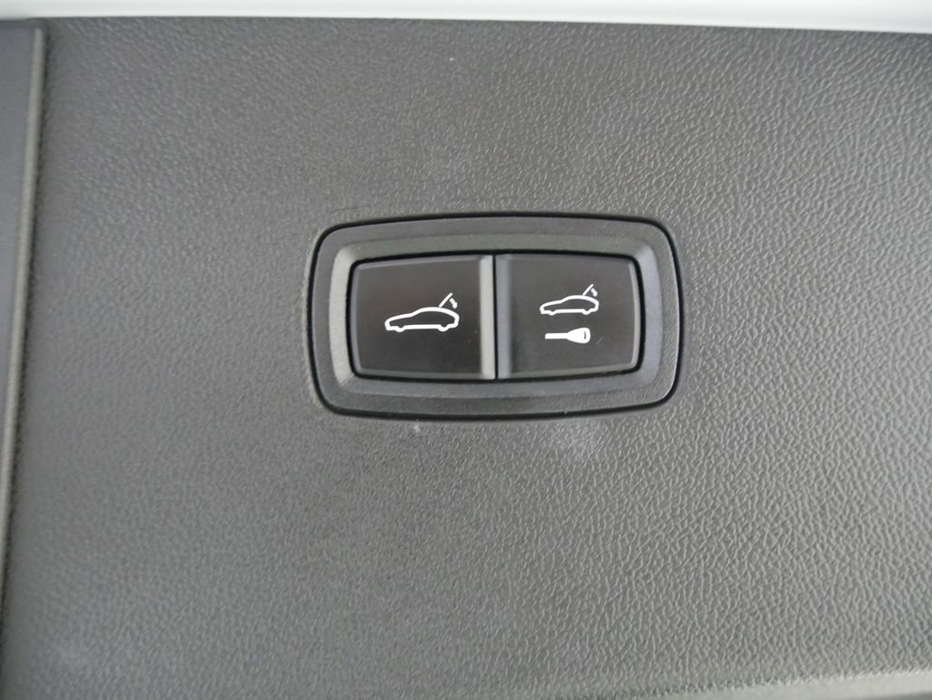 Certified 2023 Porsche Cayenne S AWD/4WD image 22